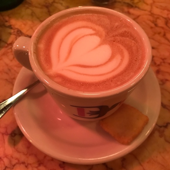 Meet your Posher, Lindsay - Picture 1 of 1